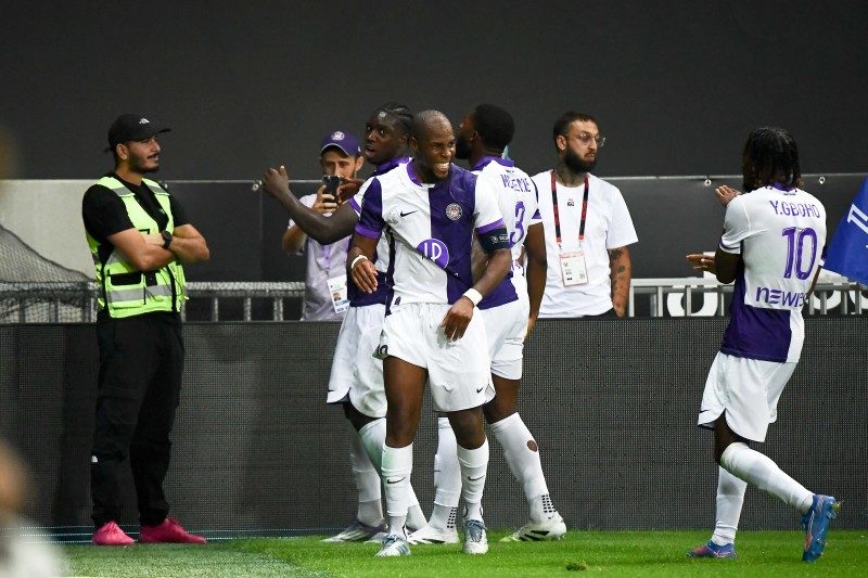 法甲2025-08-24图卢兹vs布雷斯特