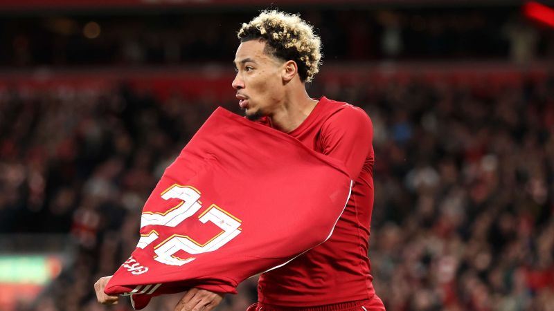 埃基蒂克红牌遭惨批！伊萨克让他心态崩了？